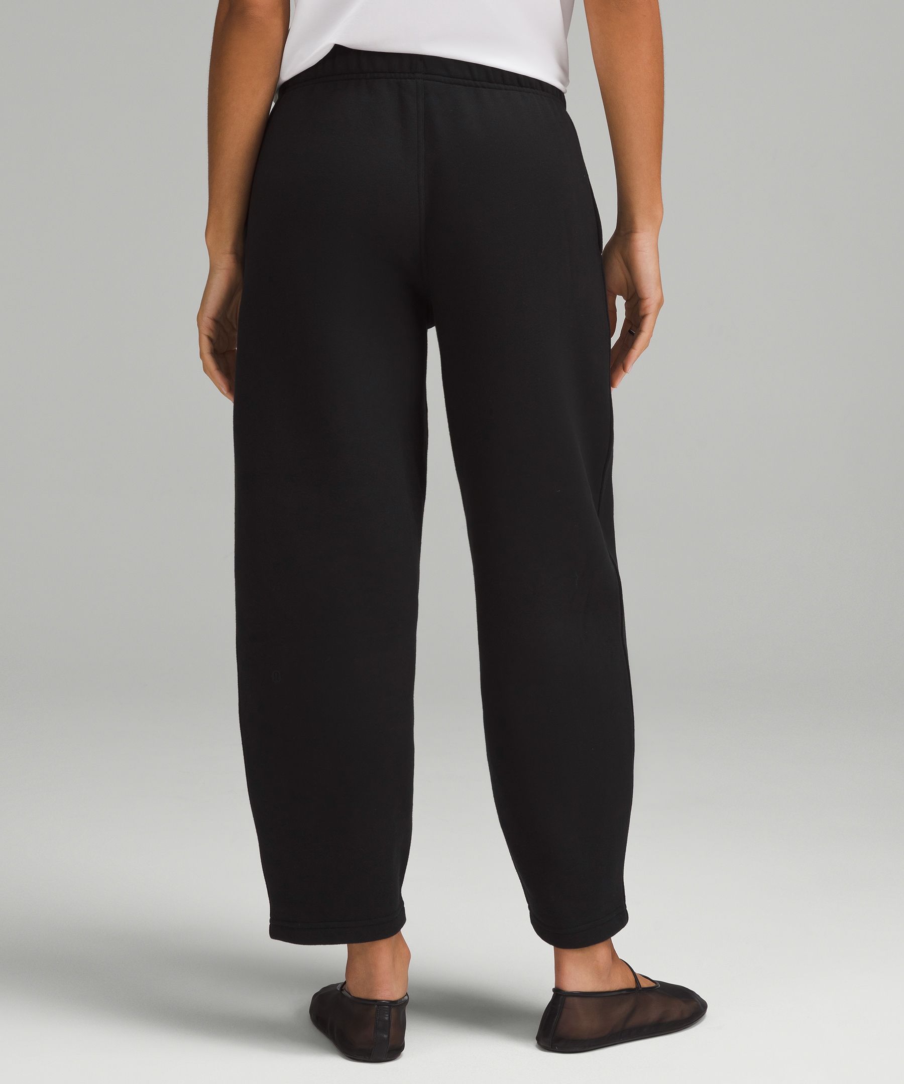 Scuba Mid-Rise Barrel-Leg Pant 7/8 Length