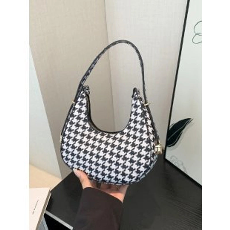 Women's Medium Pu Leather Houndstooth Zebra Classic Style Streetwear Pillow Shape Zipper Underarm Bag