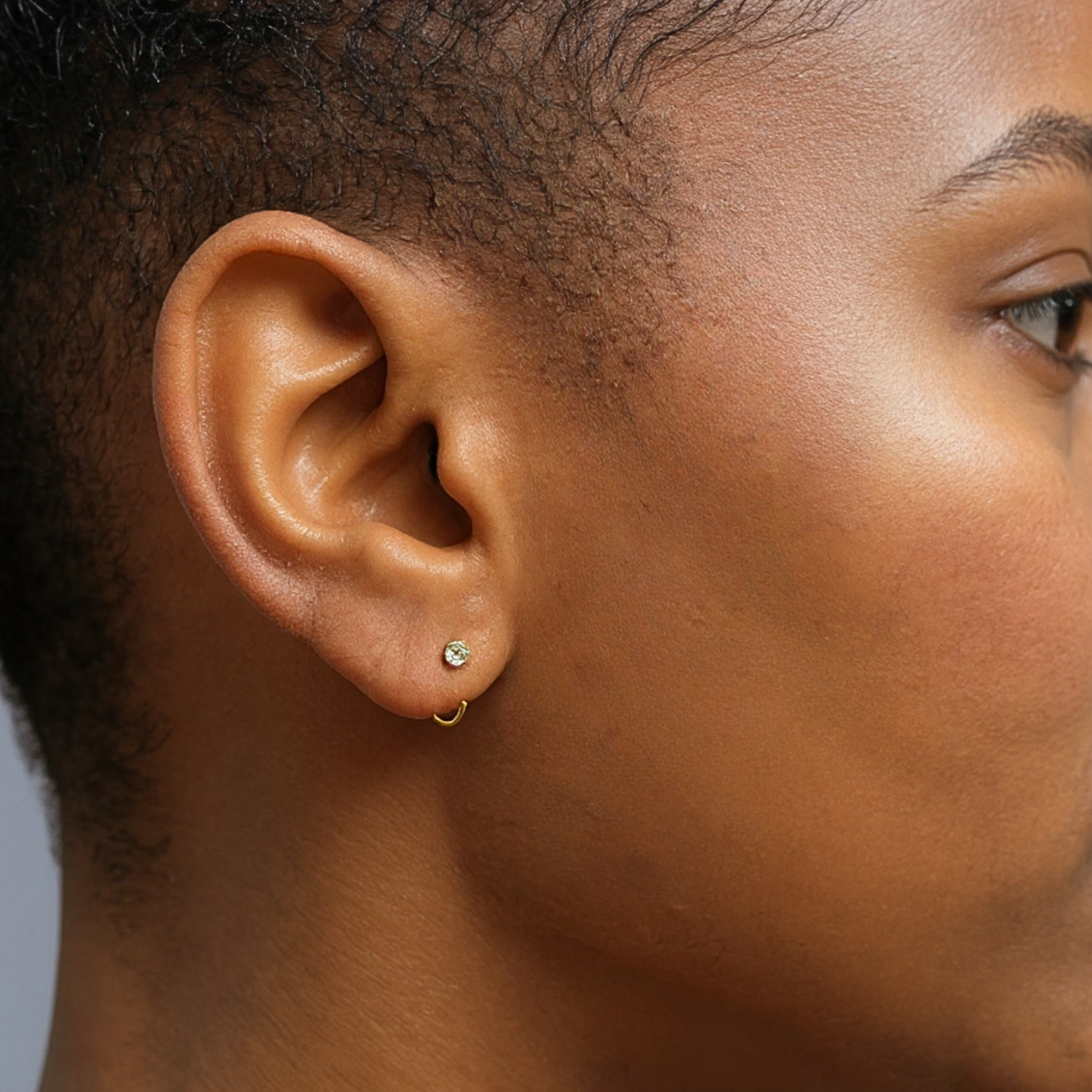 3mm Green diamond hoops - Gold