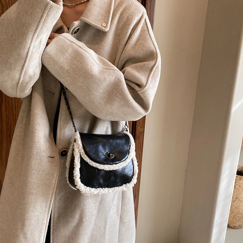 Unisex Pu Leather Solid Color Elegant Vacation Sewing Thread Square Lock Clasp Shoulder Bag Functional Backpack