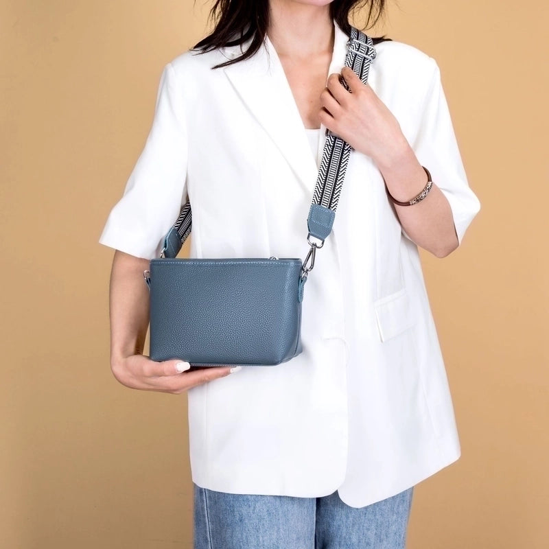 Women's Leather Stripe Solid Color Basic Square Zipper Square Bag