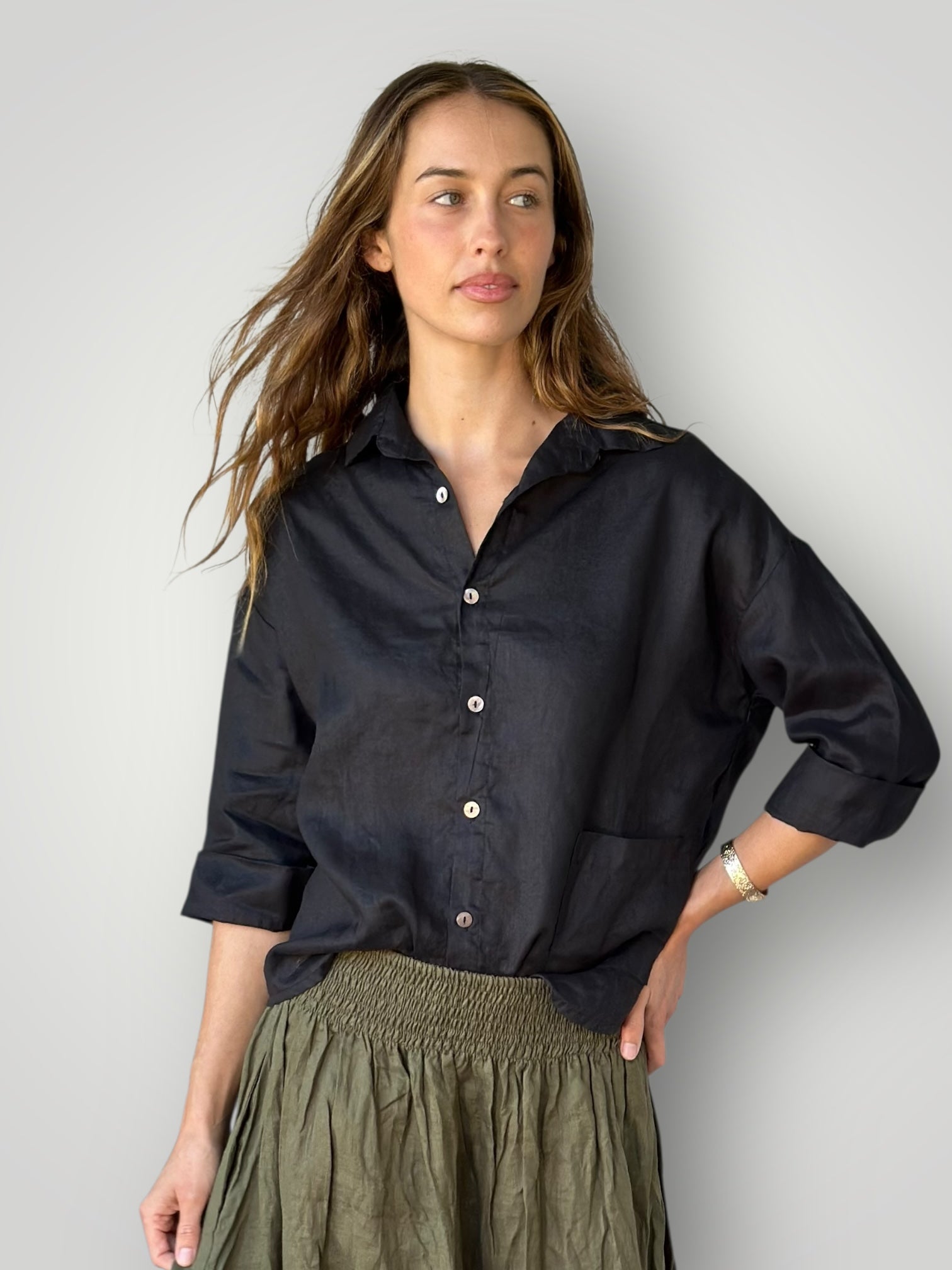 deanna shirt  - black linen