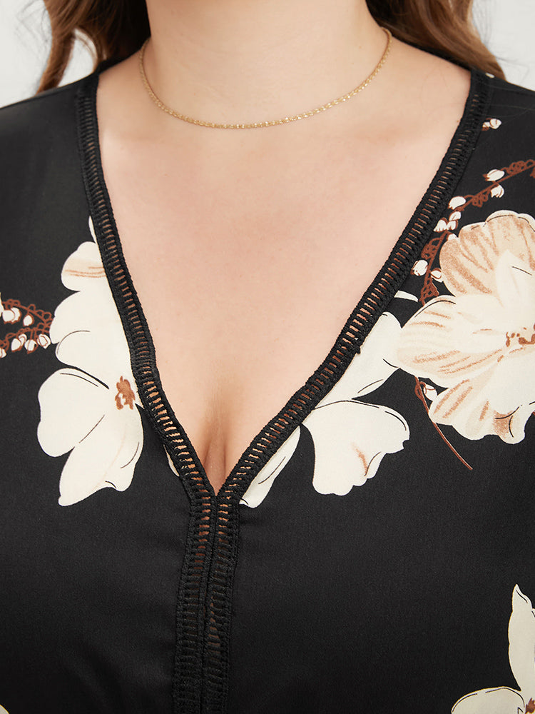Floral Pocket Broderie Anglaise Lantern Sleeve Belted Flutter Dress
