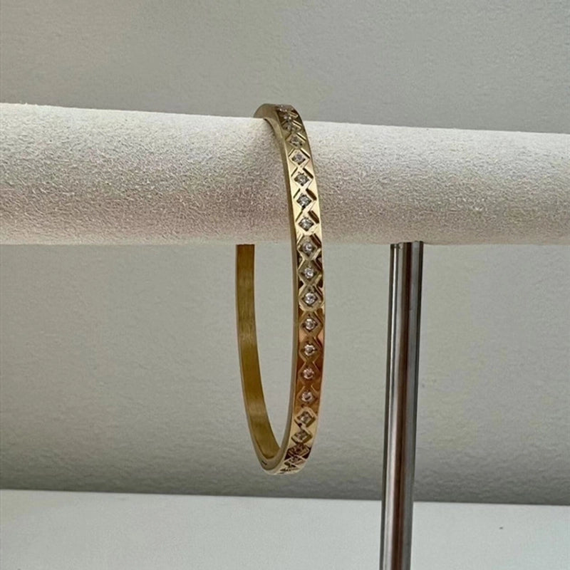Casual Minimalist Round Square Stripe Stainless Steel Plating Inlay Zircon 18k Gold Plated Bangle