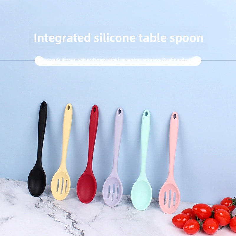 Food Grade Integrated Silicone All-inclusive Small Colander Small Soup Spoon Children Salad Mixing Spoon  In Stock