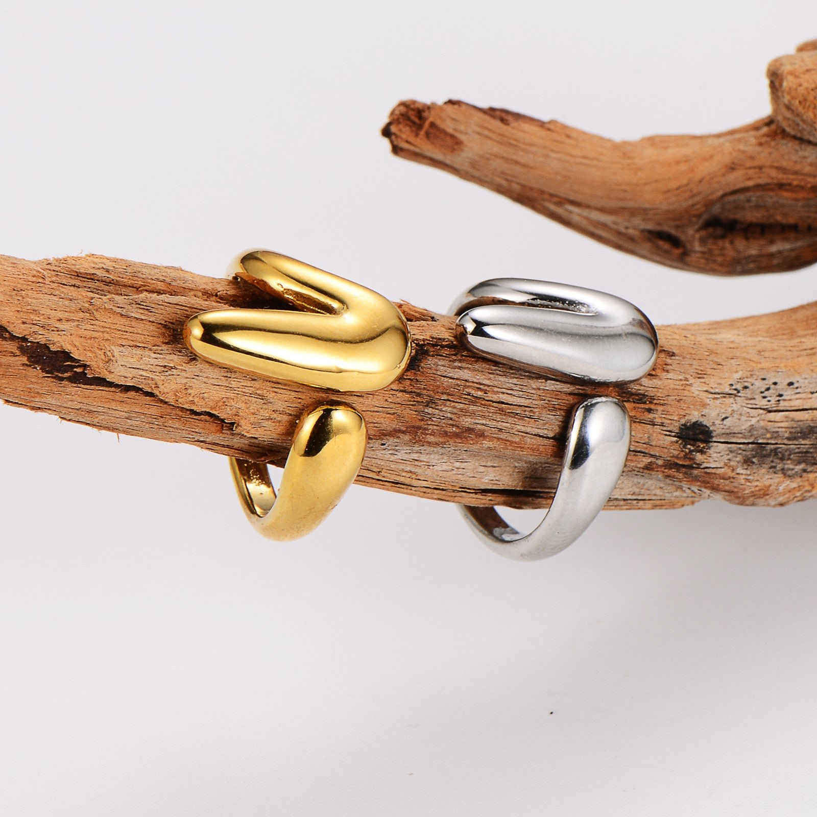 Aml Stainless Steel Fashion Popular V-Shaped Open Ring Female Fashion Versatile Ring