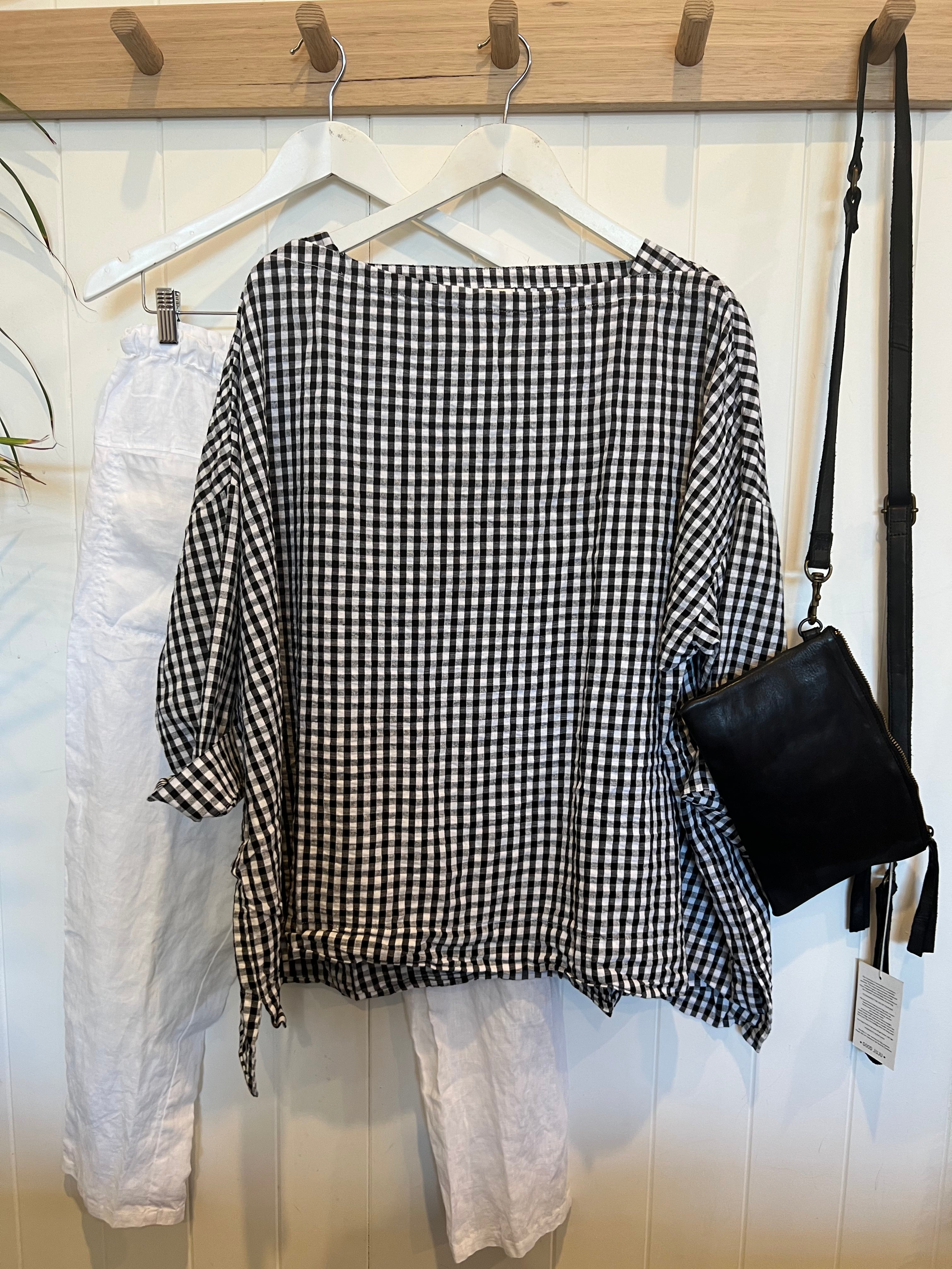 avril top - black /white gingham