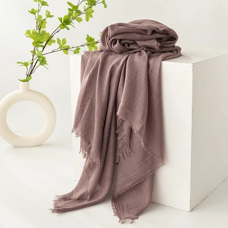 Women's Minimalist Solid Color Polyester Silk Scarf