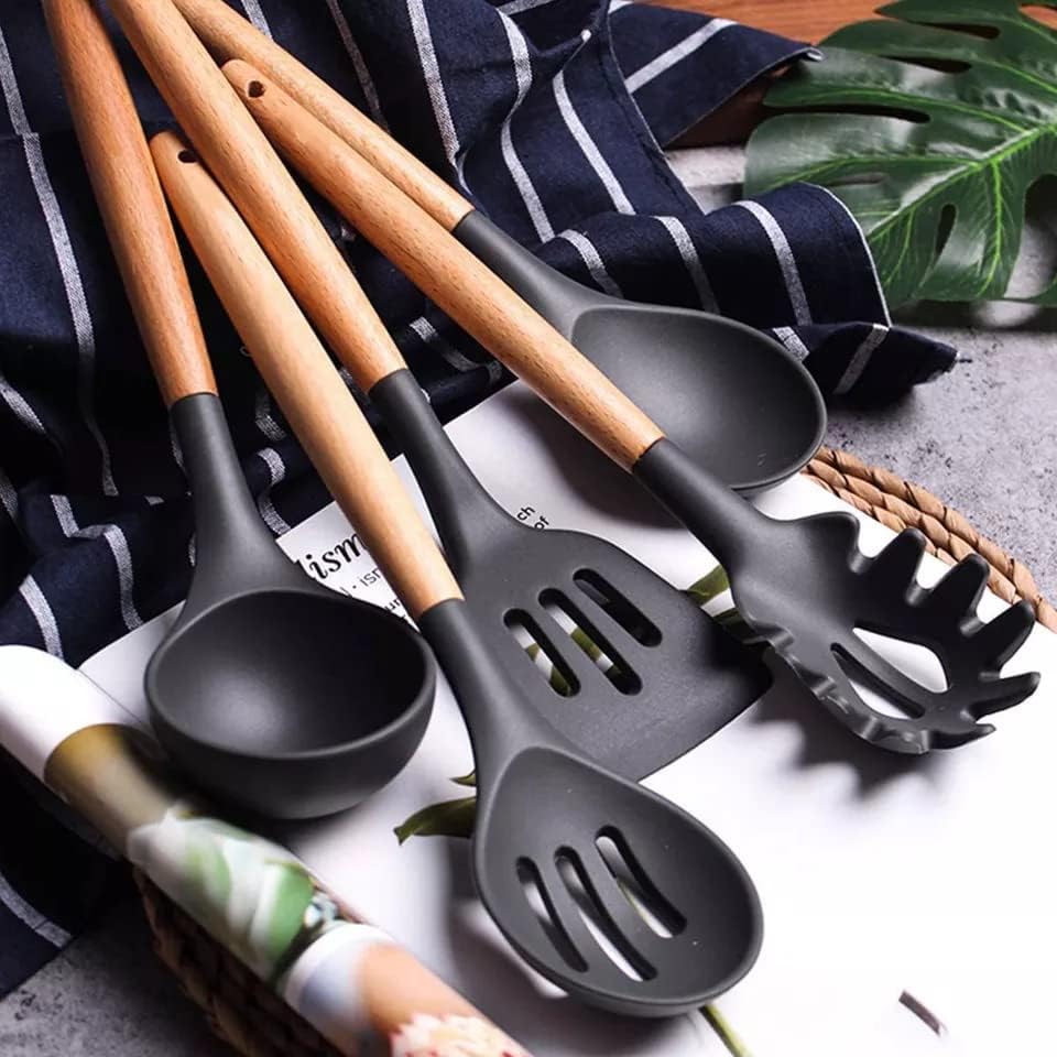 12 Pcs Non - Stick Heat Resistant Kitchen Utensils Spatula Set With Wooden Handle And Storage Cup