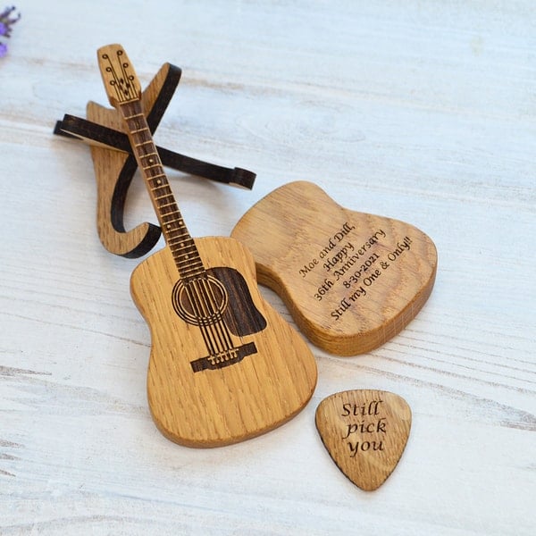 🔥Last Day 49% OFF🔥Wooden Acoustic Guitar Pick Box with Stand