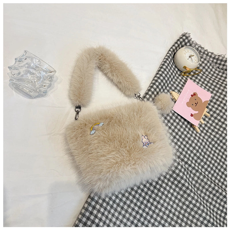 Women's Medium Plush Solid Color Vacation Classic Style Plush Chain Square Zipper Shoulder Bag