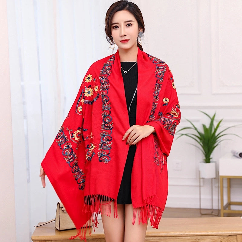 Women's Minimalist Flower Imitation Cashmere Embroidery Scarf