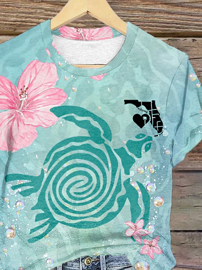 Women's Florida Strong Sanibel Island Seaturtle Print Tee