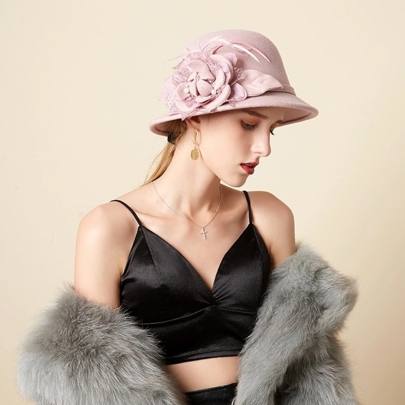 Fisherman Hat Female British Retro Feather Flower Wool Hat  Elegant Socialite Felt Hat Basin Hat