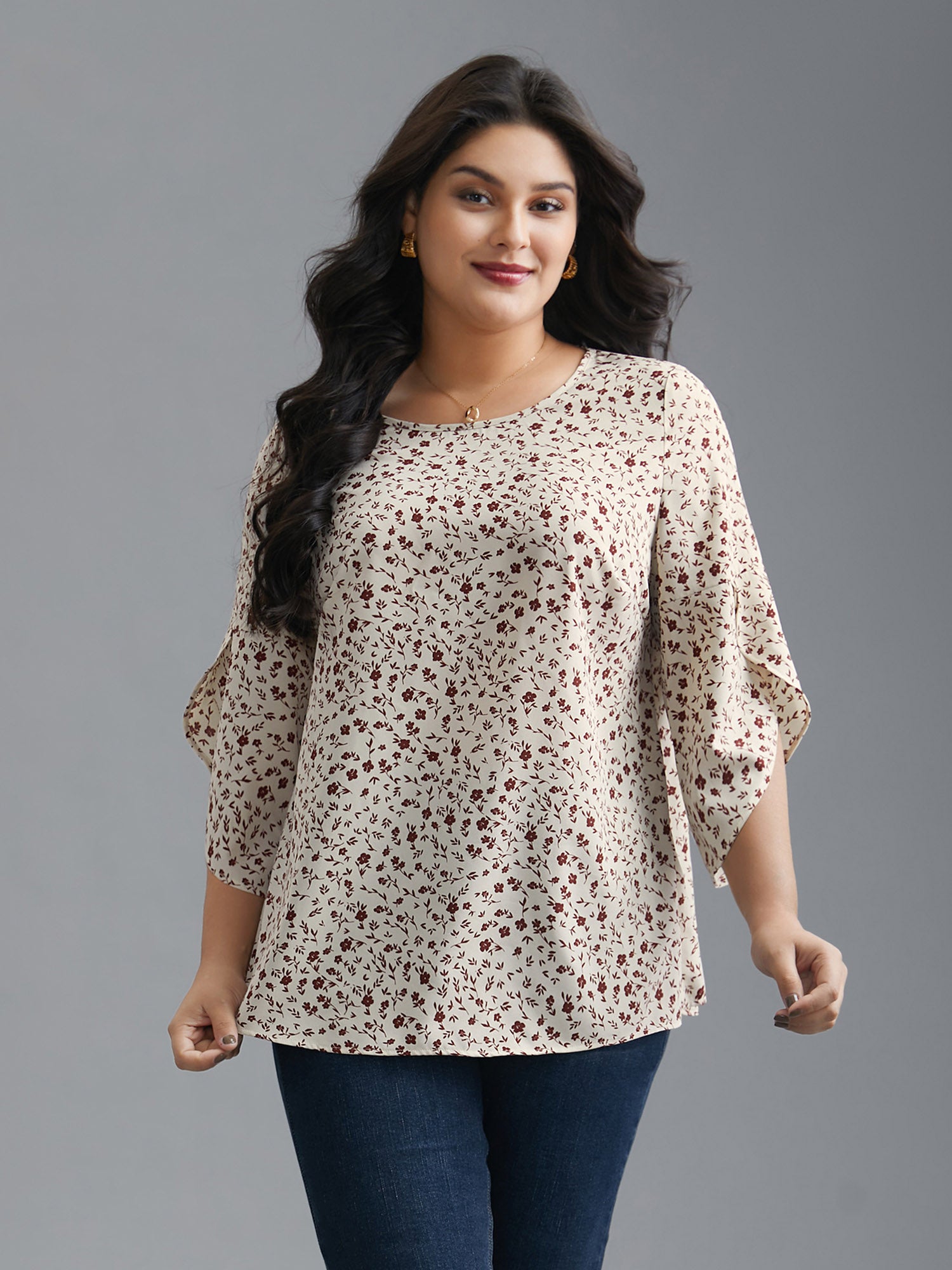Crew Neck Ditsy Floral Bell Sleeve Blouse