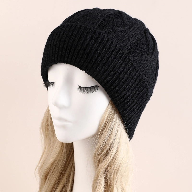 Women's Elegant Basic Minimalist Waves Eaveless Wool Cap
