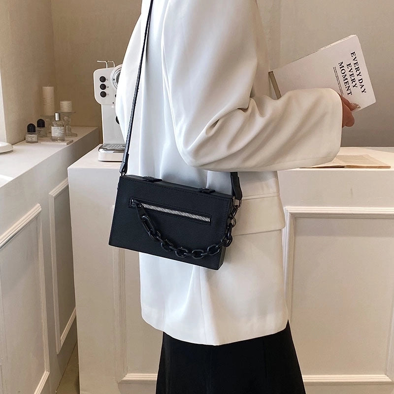 Women's Medium Pu Leather Solid Color Streetwear Lock Clasp Box Bag