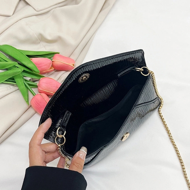 Women's Medium Pu Leather Solid Color Vintage Style Classic Style Flip Cover Envelope Bag