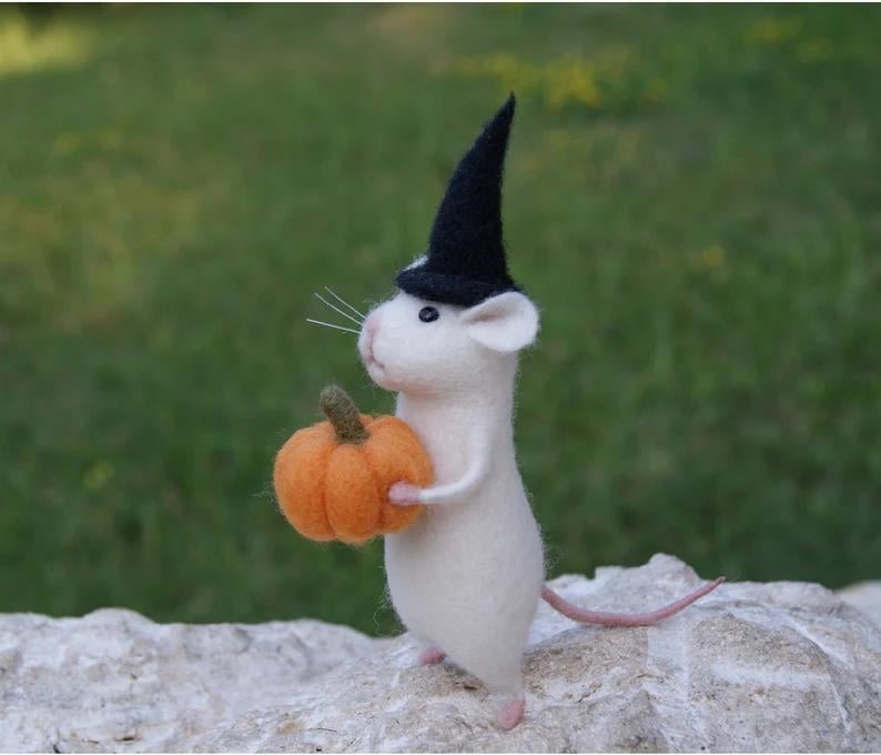 (Handmade. Great present) Halloween Mouse With A Pumpkin