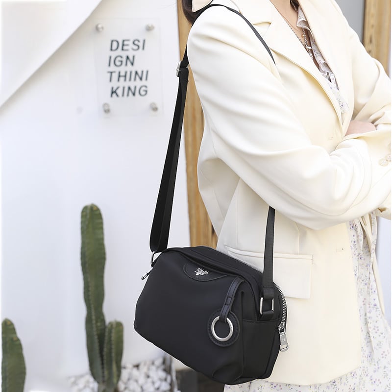( Hot Sale -49% OFF)  Large capacity lightweight casual shoulder bag