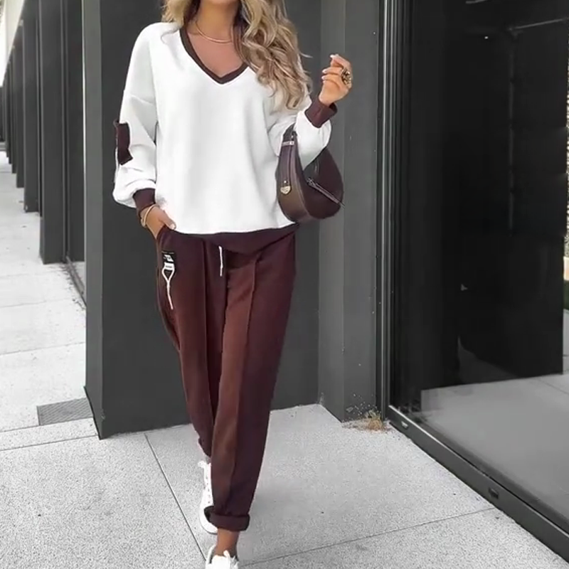 Completo maglia e pantaloni da jogging color-block