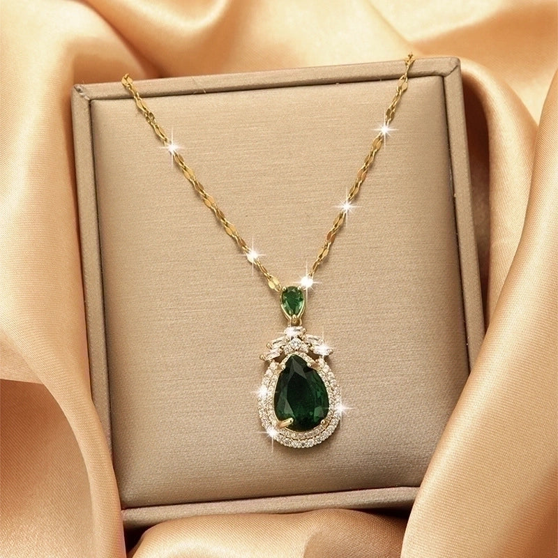 3 Pieces Lady Heart Shape Flower Titanium Steel Plating Inlay Zircon Gold Plated Pendant Necklace