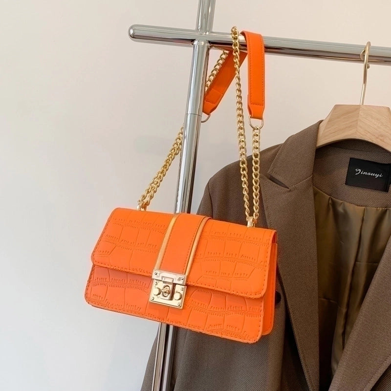 Women's Pu Leather Solid Color Vintage Style Square Magnetic Buckle Shoulder Bag Square Bag Chain Bag