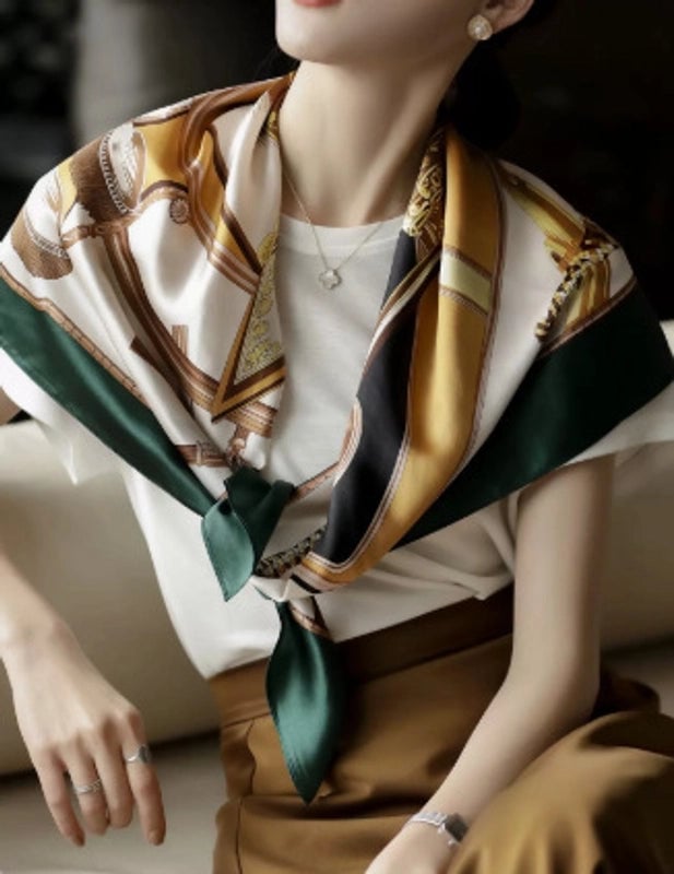 Women's Elegant Minimalist Printing Silk Printing Silk Scarf
