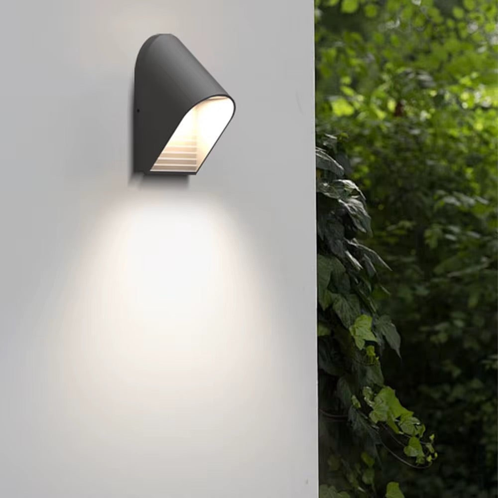 Modern Outdoor LED Wall Light - Black Aluminum 5 WATTS