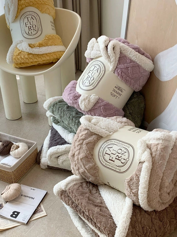 Lamb Wool Tower Velvet Blanket Winter Coral Fleece Nap Blanket Multi-color Autumn And Winter Office Blanket