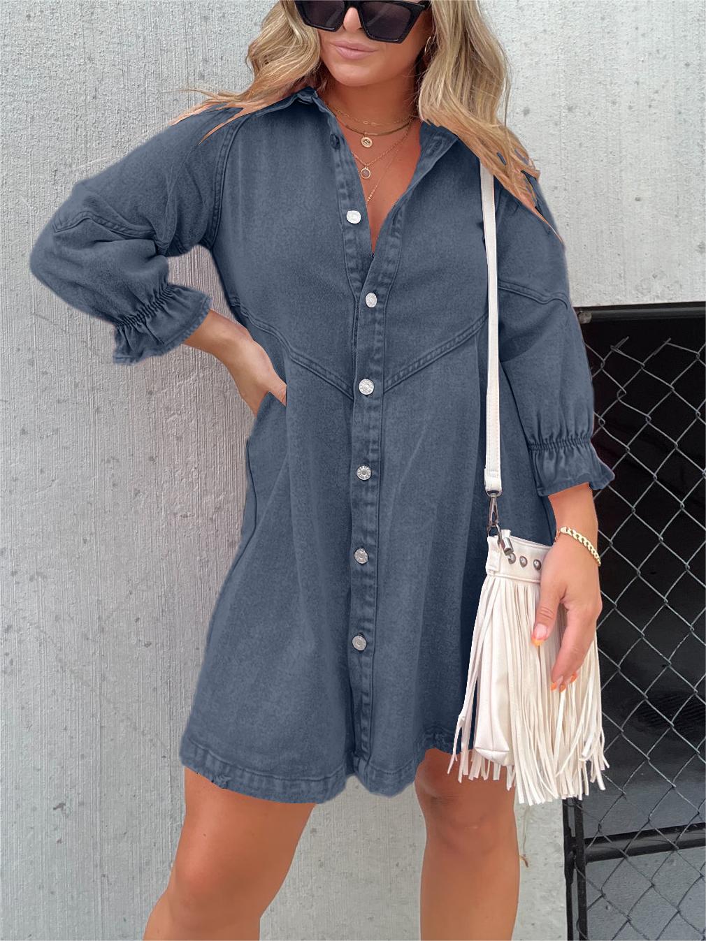 Aniek | Dress in washed denim with puff sleeves