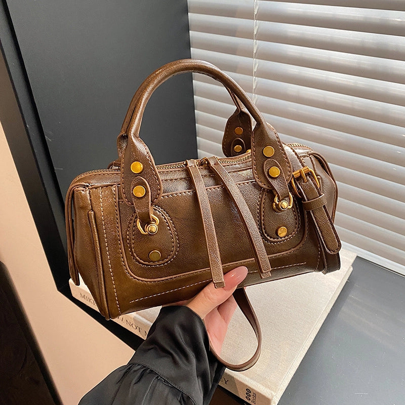 Women's Pu Leather Solid Color Classic Style Sewing Thread Dumpling Shape Zipper Crossbody Bag