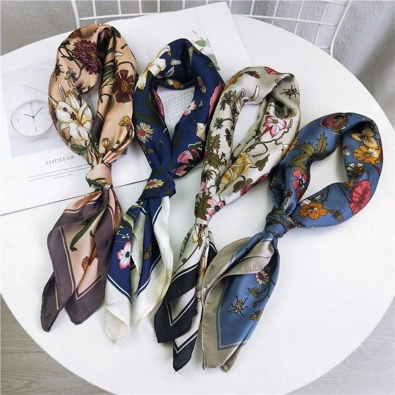 Ins Wind Ladies Wild Art Small Scarf