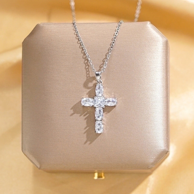 304 Stainless Steel Copper 18K Gold Plated Glam Luxurious Plating Inlay Solid Color Diamond Pendant Necklace