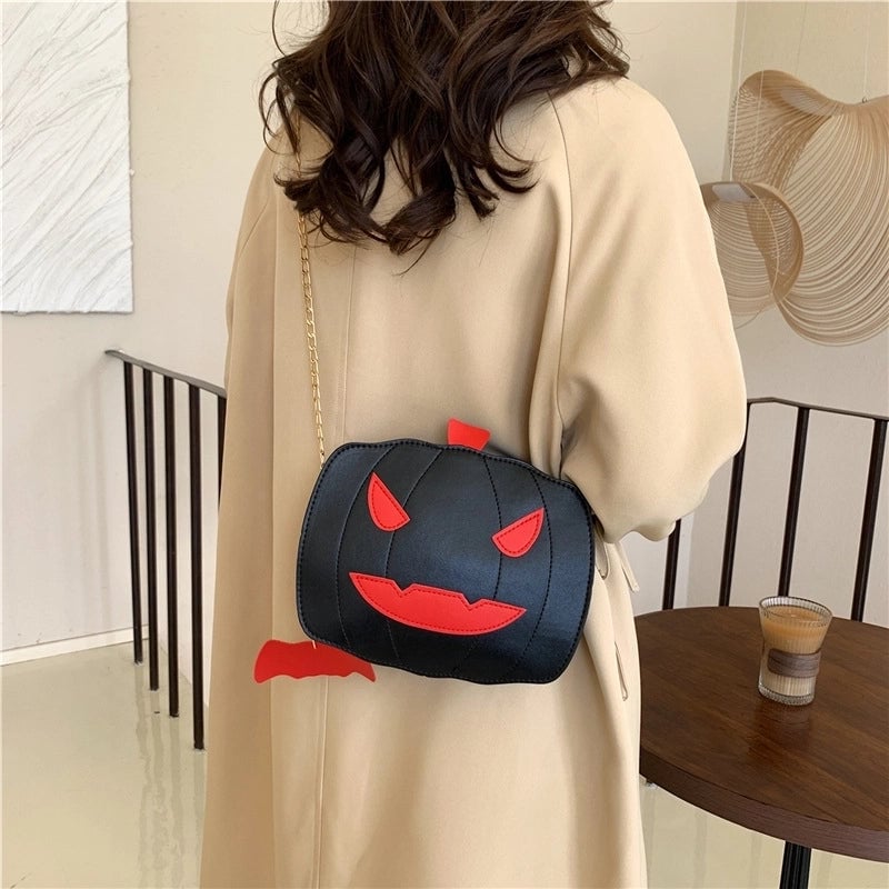 Halloween Women's Medium Pu Leather Pumpkin Vintage Style Zipper Shoulder Bag
