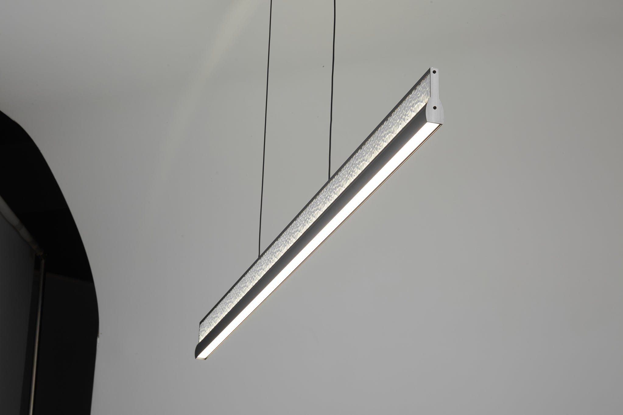 Hency Une | Pendant Light