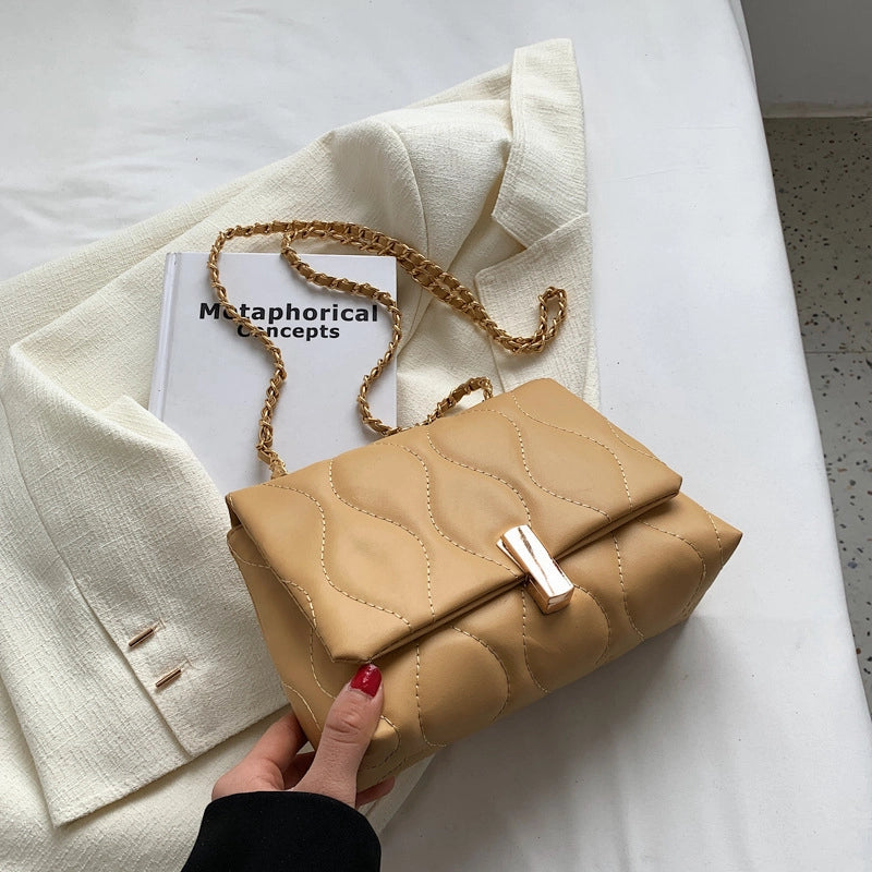Retro Women's Bag Spring New Fashion Western Style Rhombic Chain Shoulder Bag Crossbody Small Square Bag