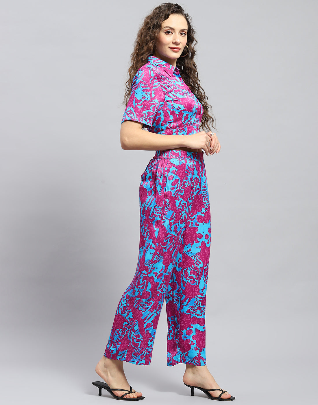 Women Magenta Printed Collar Half Sleeve Cords Set