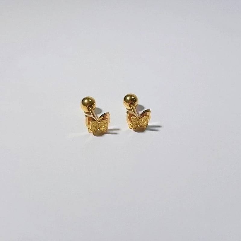 1 Pair Sweet Cross Heart Shape Snowflake Plating 304 Stainless Steel Titanium Steel 18K Gold Plated Cartilage Earrings