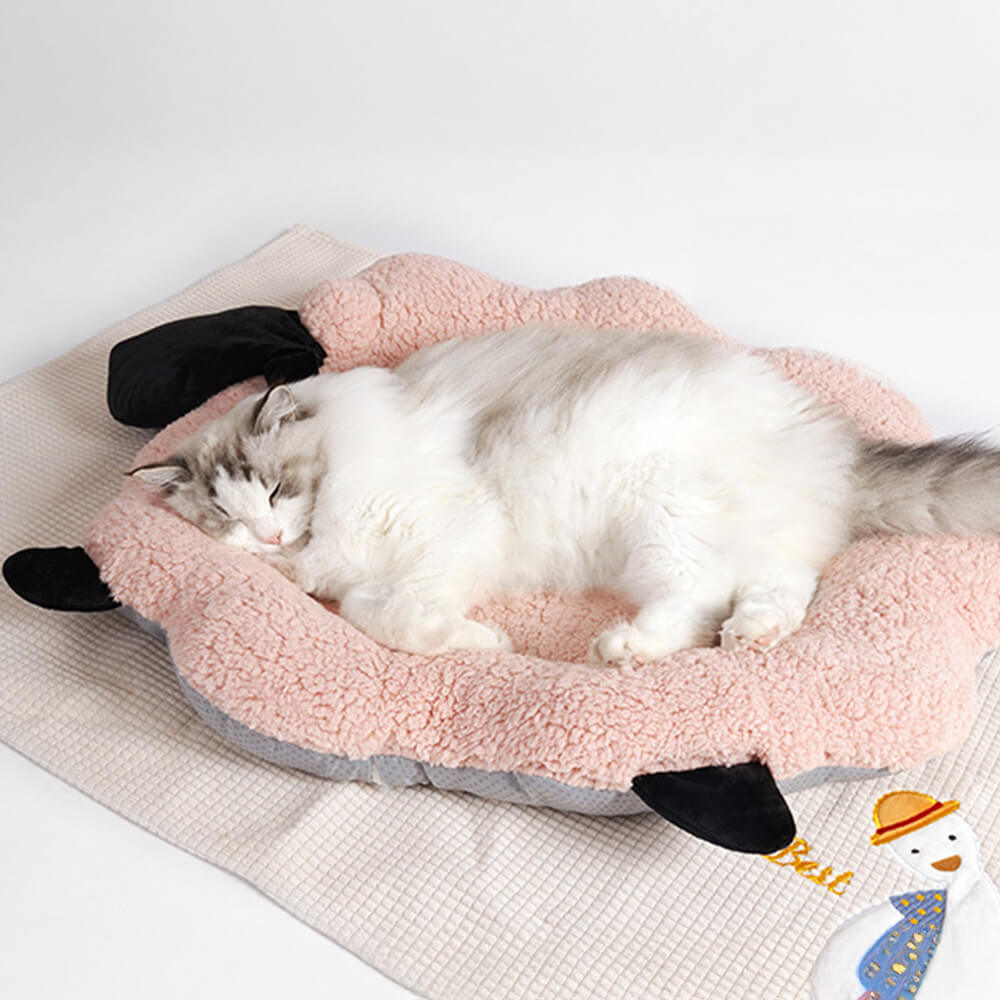 Sheep Shaped Cotton Velvet Warm Multi-Functional Dog & Cat Mat