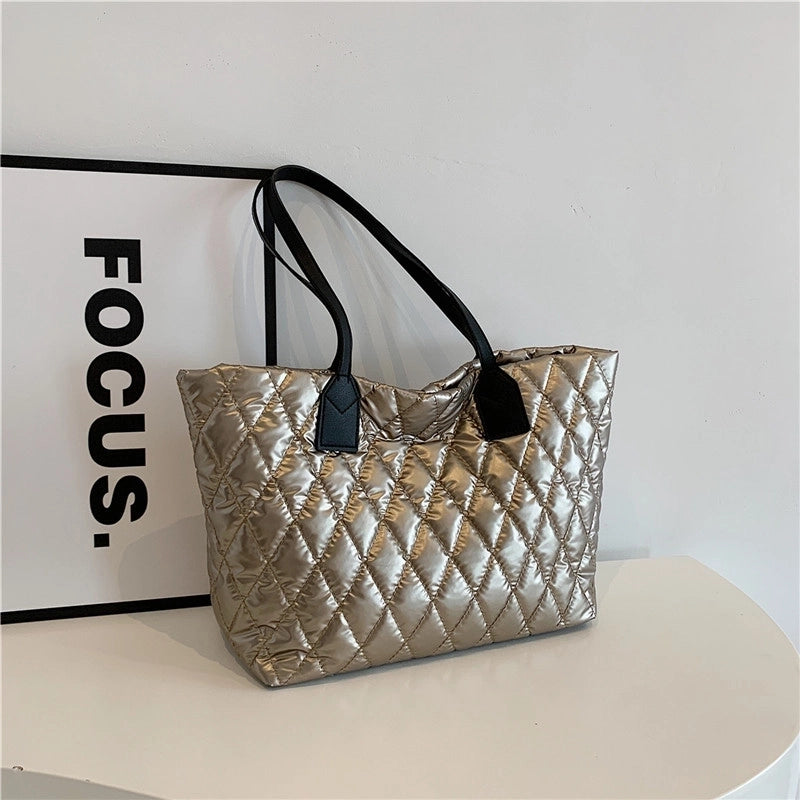 Women's Medium Pu Leather Solid Color Streetwear Square Magnetic Buckle Tote Bag