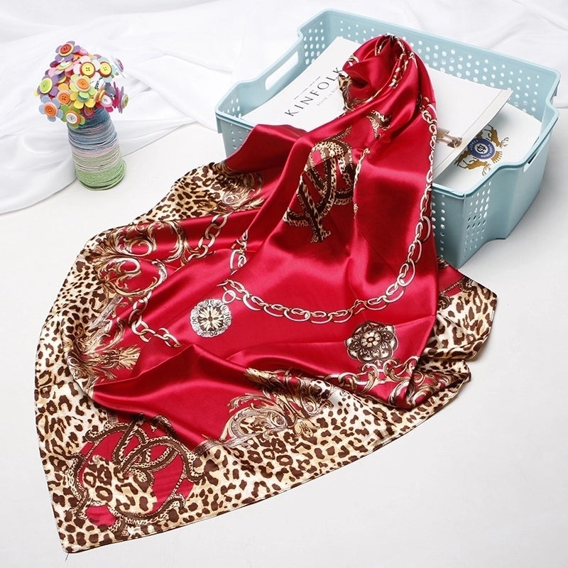 Women's Elegant Leopard Satin Printing Silk Scarves