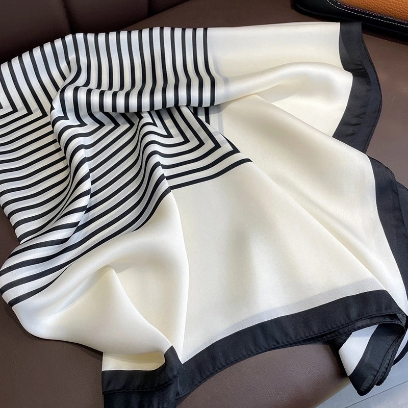 Women's Elegant Printing Satin Printing Silk Scarf