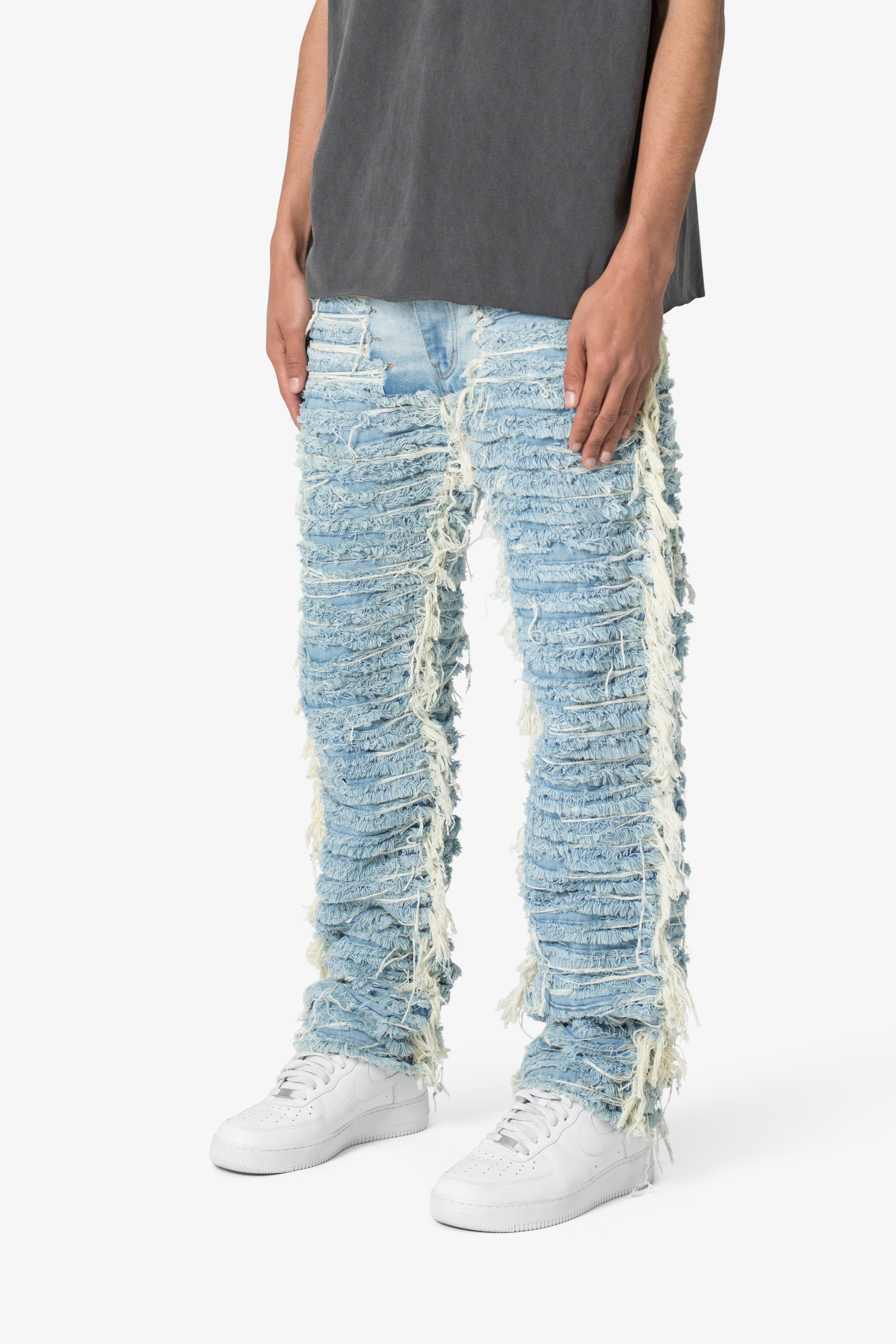 V631 Baggy Frayed Denim - Blue