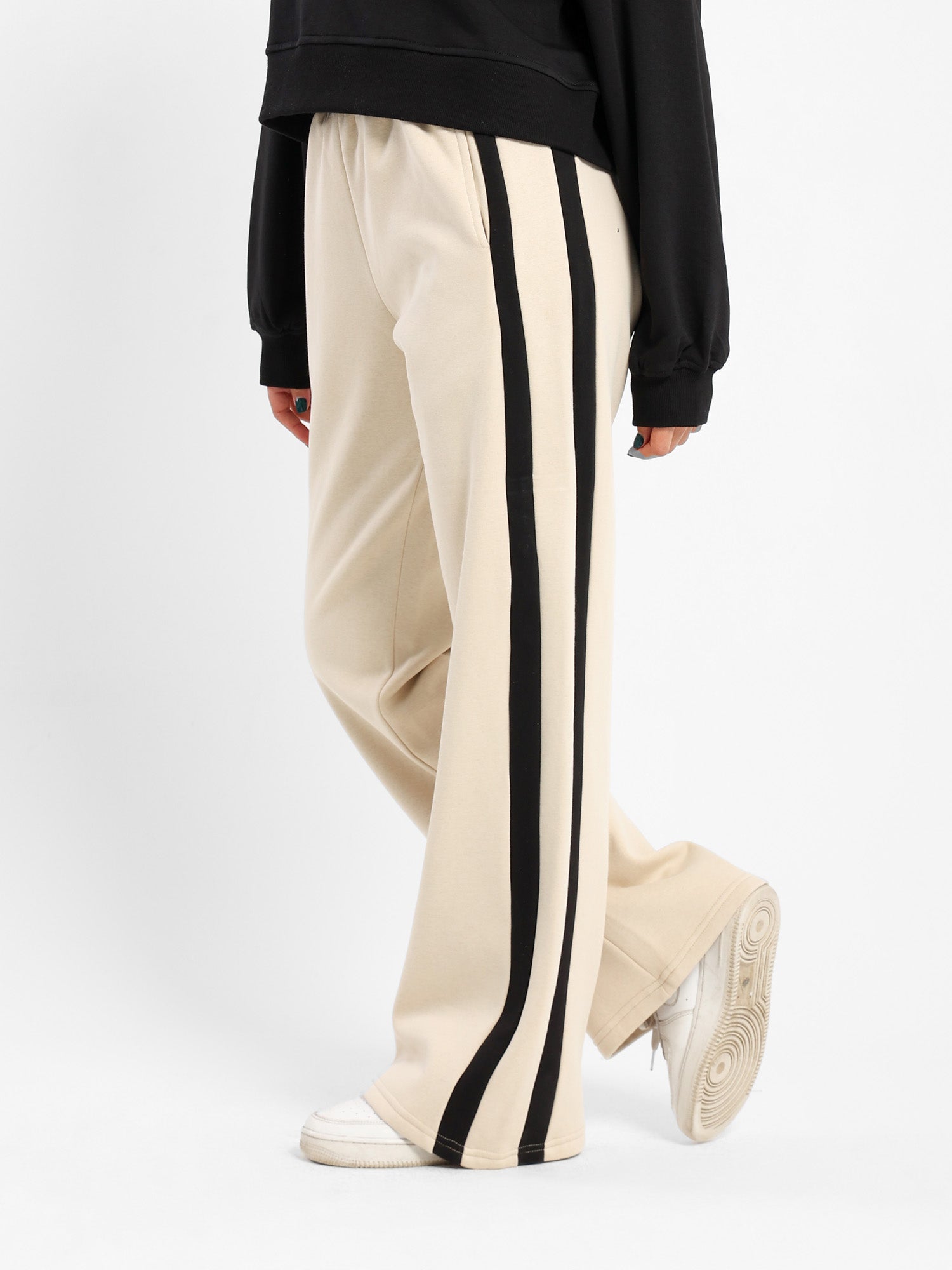 Side Stripe Wide-Leg Pants