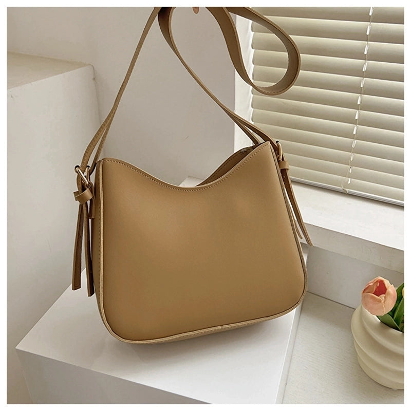 Texeled Bag Women's Summer New Fashionable Western Style Shoulder Underarm Bag Shoulder Crossbody Texeled Bucket Bag