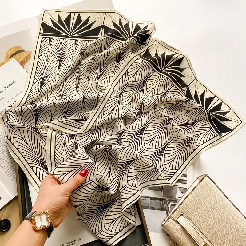 Women's Elegant Minimalist Color Block Silk Printing Silk Scarf