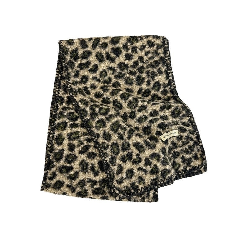 Women's Classic Style Leopard Imitation Cashmere Scarf
