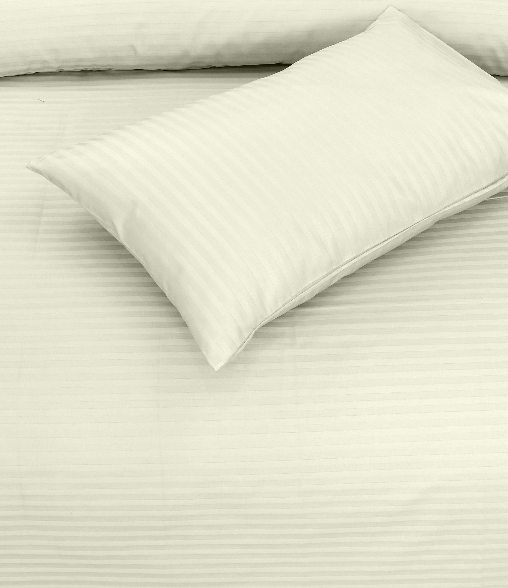 Creamy Crust Stripe-Bed Sheet Set