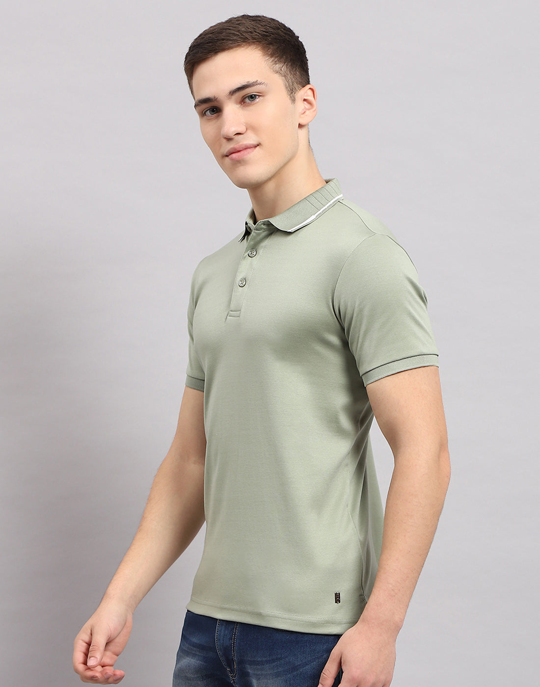 Men Olive Solid Polo Collar Half Sleeve T-Shirt